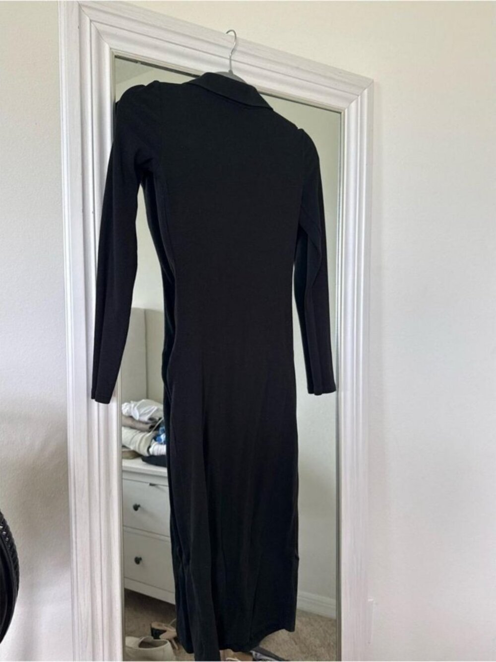 Black Long-Sleeve Button-Front